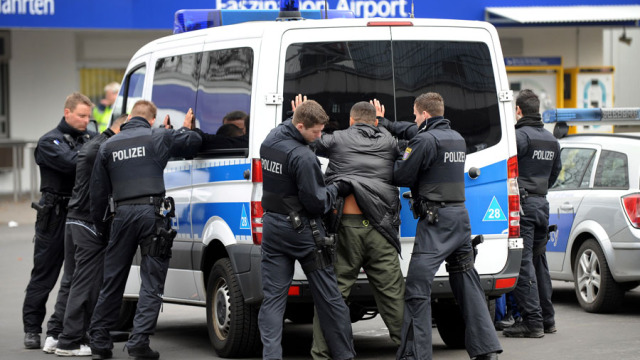 Policija u Hamburgu pretresa građane na ulicama