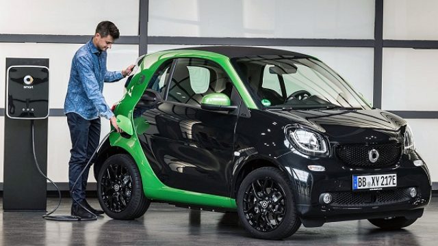 Daimlerov Smart prelazi na električni pogon