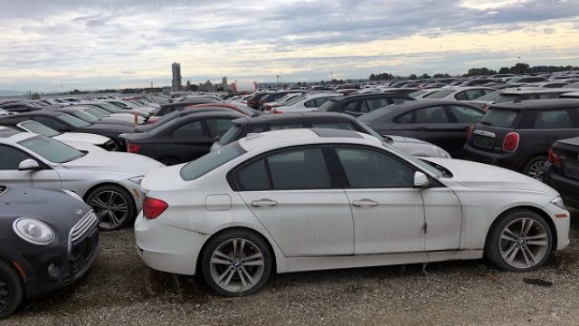 I BMW ima “groblje” za 3.000 novih automobila