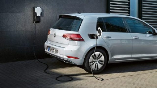 U Nemačkoj električni Golf jeftiniji od klasičnog!