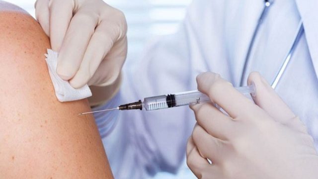 Istekle Bajontek vakcine primilo 1.800 Nemaca
