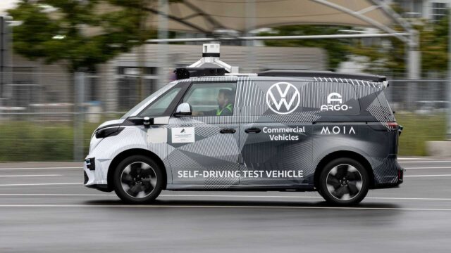 Volkswagen uvodi autonomni kombi u evropske gradove